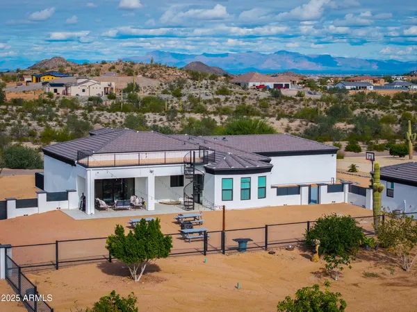 $1,249,000 | 2529 West Magma Road, San Tan Valley, AZ 85144