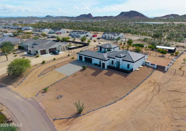 $1,249,000 | 2529 West Magma Road, San Tan Valley, AZ 85144