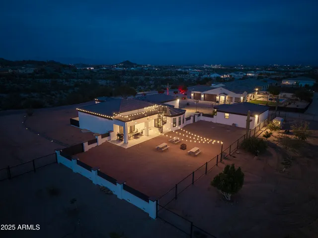 $1,590,000 | 2529 West Magma Road, San Tan Valley, AZ 85144