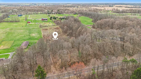 $80,000 | 19579 Dutch Settlement Street, Cassopolis, MI 49031