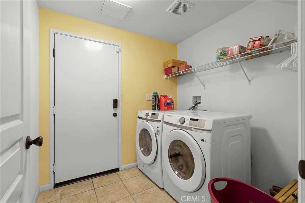 8053 Picasso Stanton, CA 90680 - Photo 13 of 58