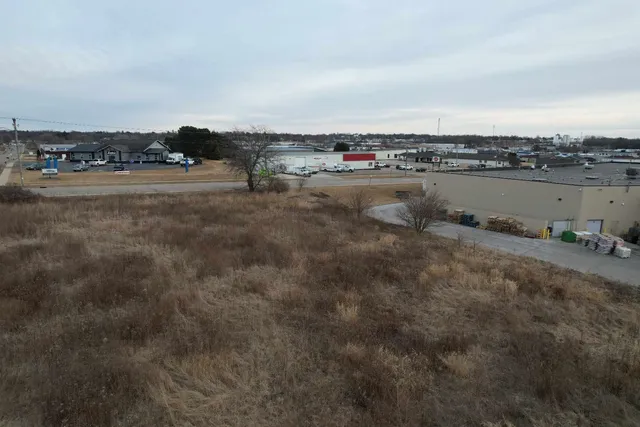 $500,000 | 2.51-acres 4th, Monroe, WI 53566