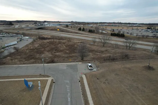 $500,000 | 2.51-acres 4th, Monroe, WI 53566