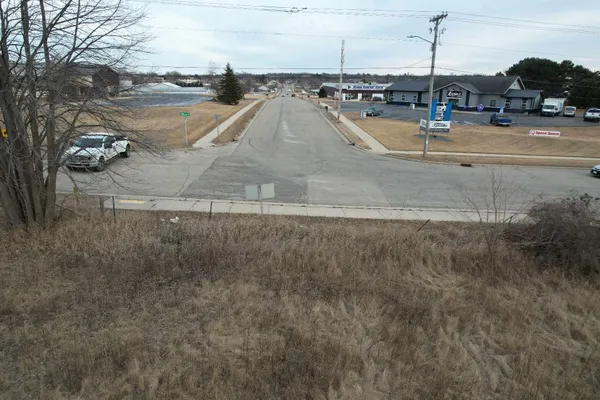 $500,000 | 2.51-acres 4th, Monroe, WI 53566