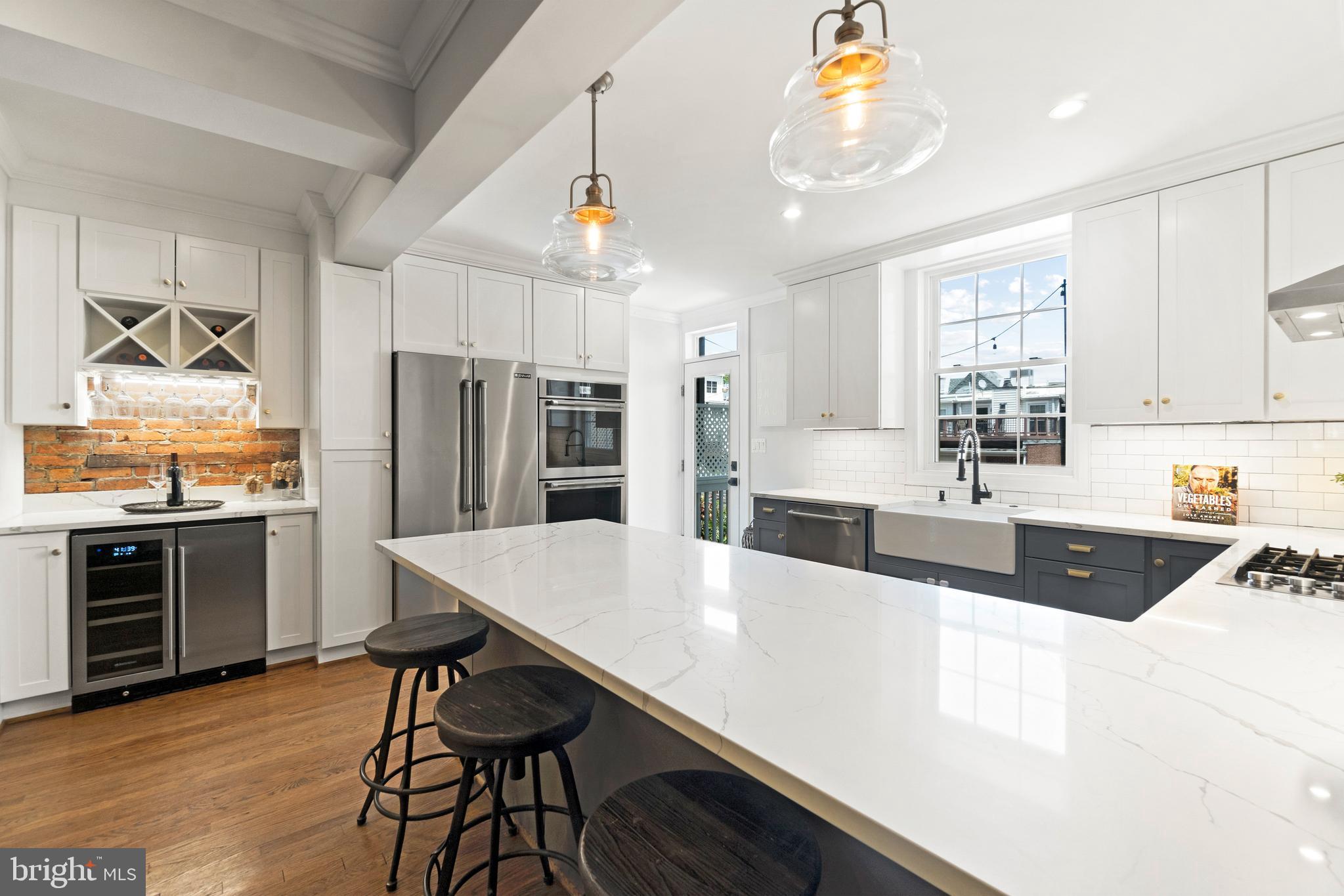 2225 39th Street Northwest Washington, DC 20007 - Photo 12 of 39