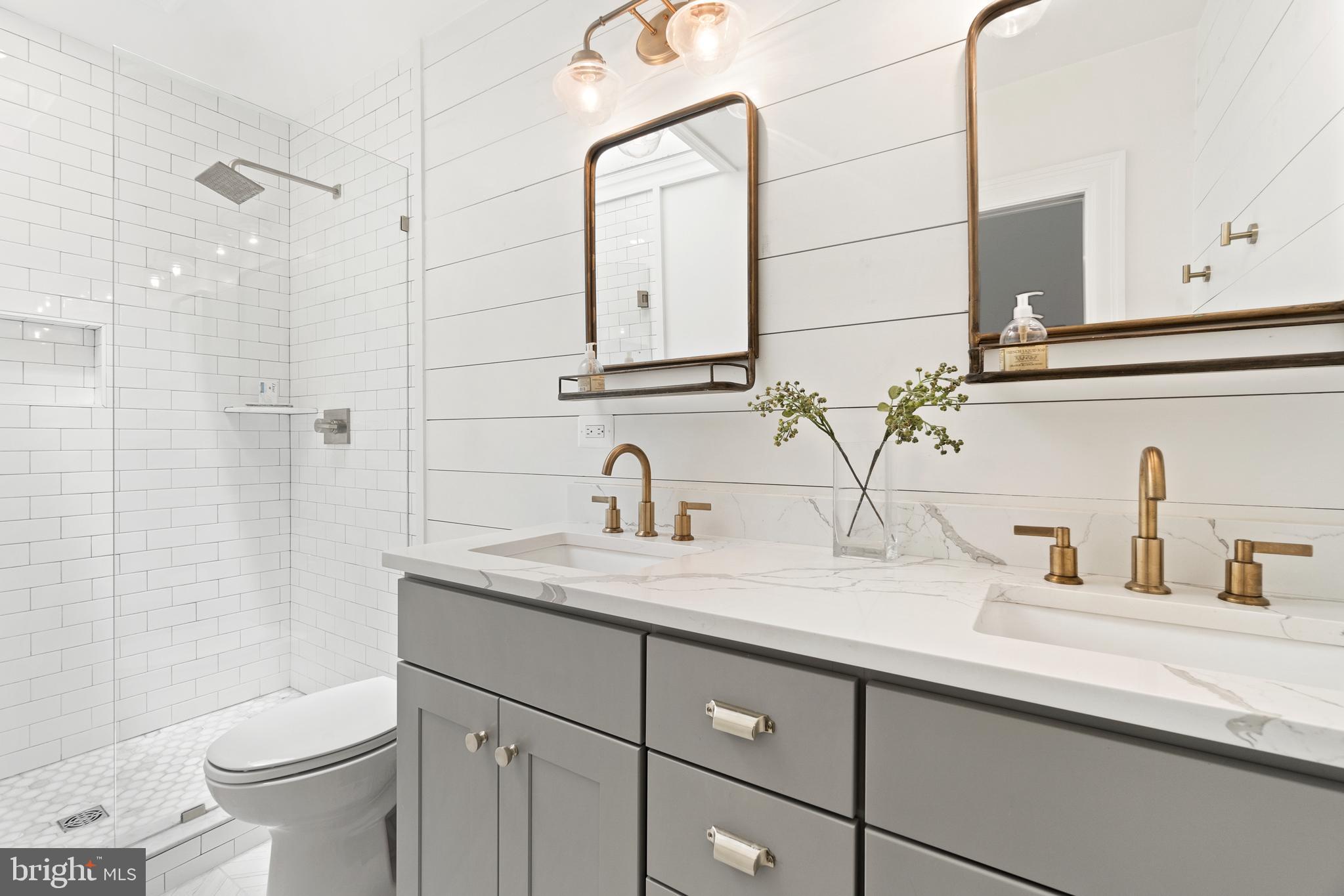 2225 39th Street Northwest Washington, DC 20007 - Photo 20 of 39 Master Bath