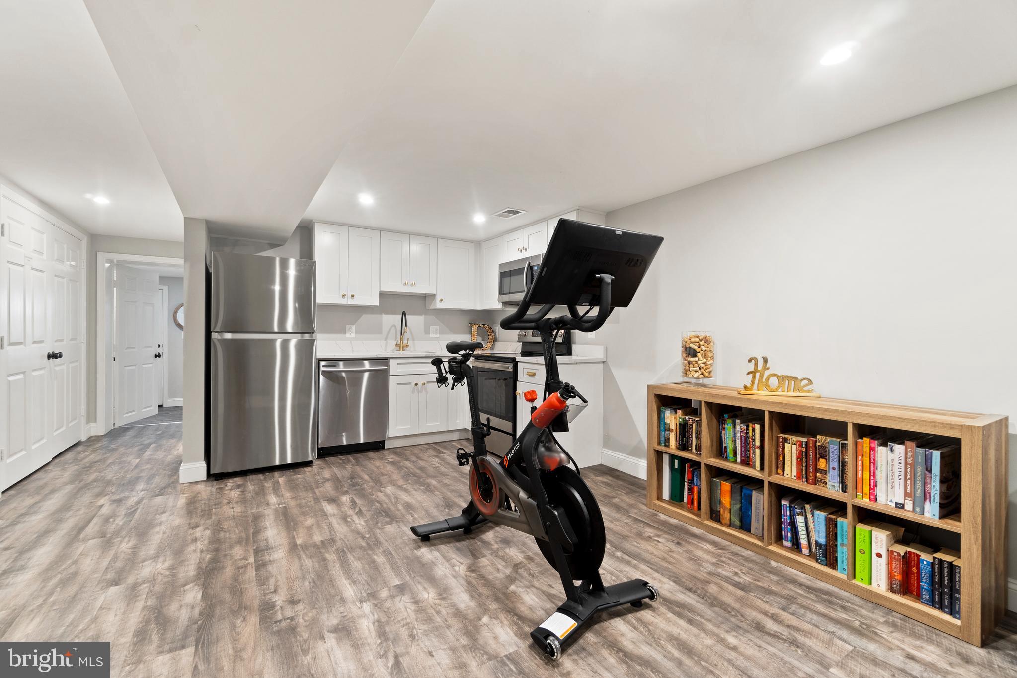 2225 39th Street Northwest Washington, DC 20007 - Photo 29 of 39