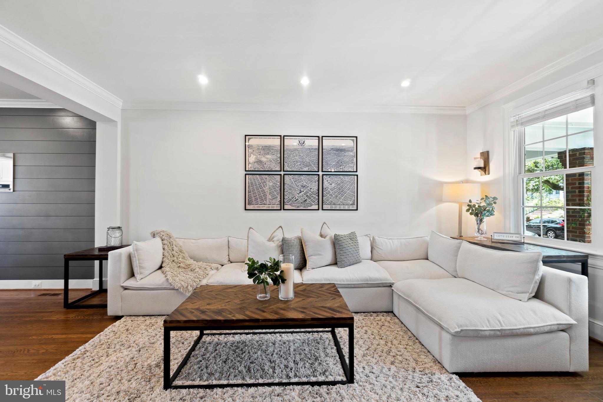 2225 39th Street Northwest Washington, DC 20007 - Photo 4 of 39 Family Room