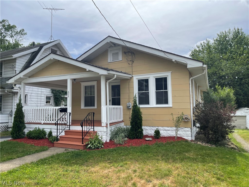 628 Garry Road Akron, OH 44305 - Photo 1 of 20