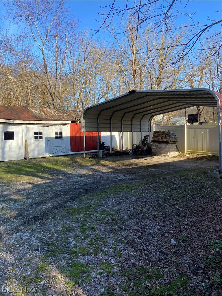 4196 Newark Road Elizabeth, WV 26143 - Photo 8 of 32