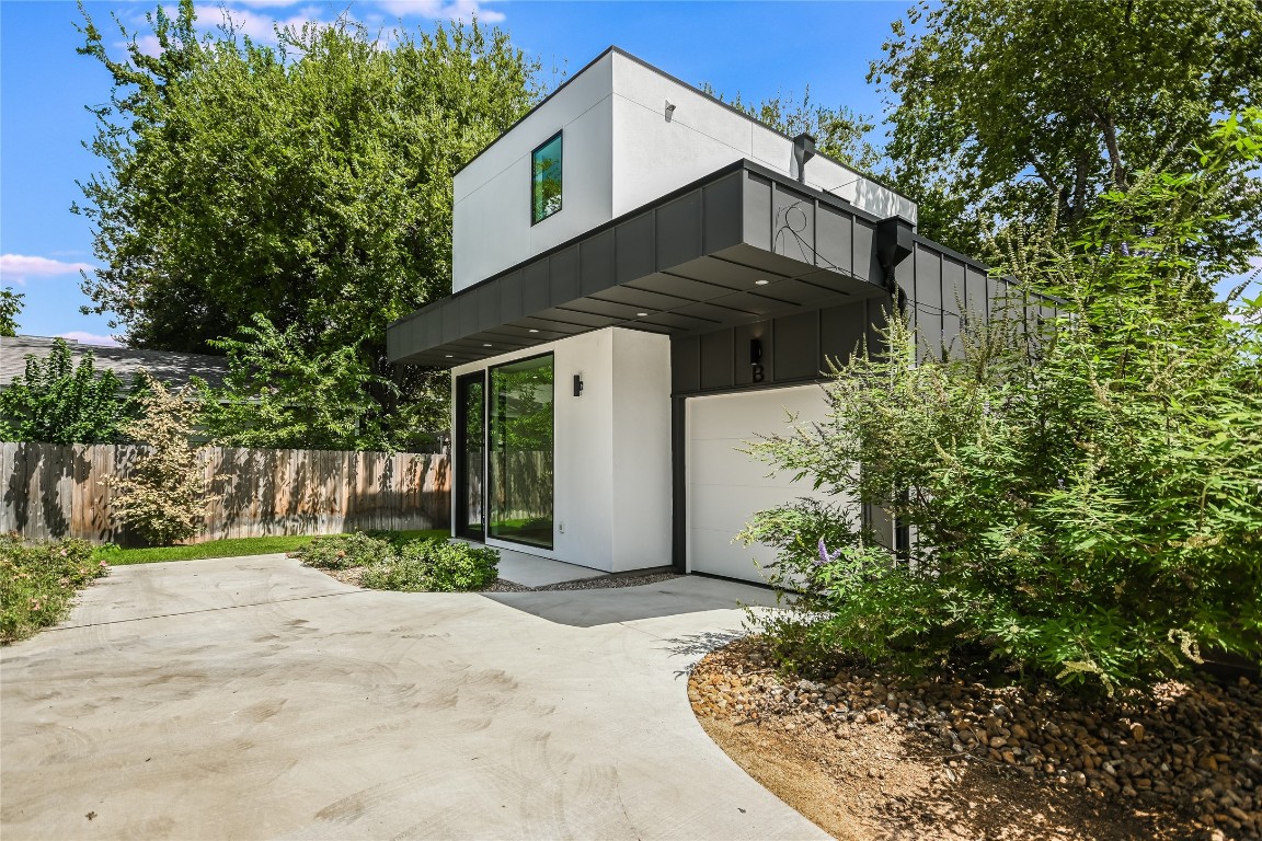 1604 Nash Avenue, Unit B Austin, TX 78704 - Photo 2 of 28