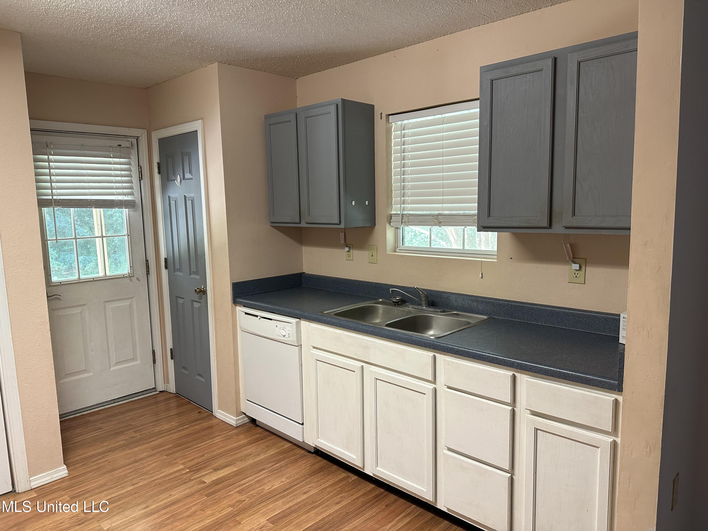 491 Progress Road, Unit A Poplarville, MS 39470 - Photo 18 of 33 IMG_6010