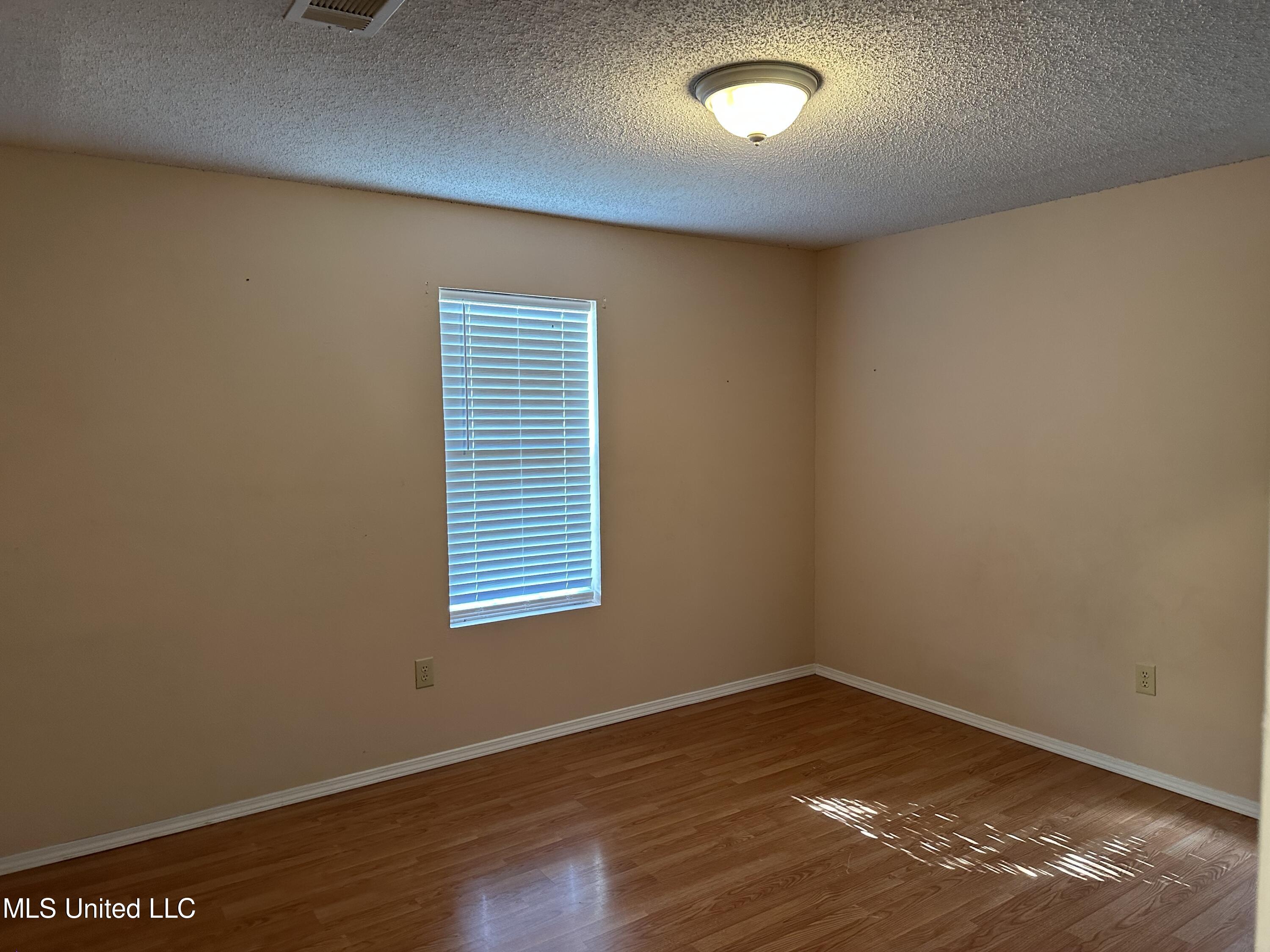 491 Progress Road, Unit A Poplarville, MS 39470 - Photo 22 of 33 IMG_6014