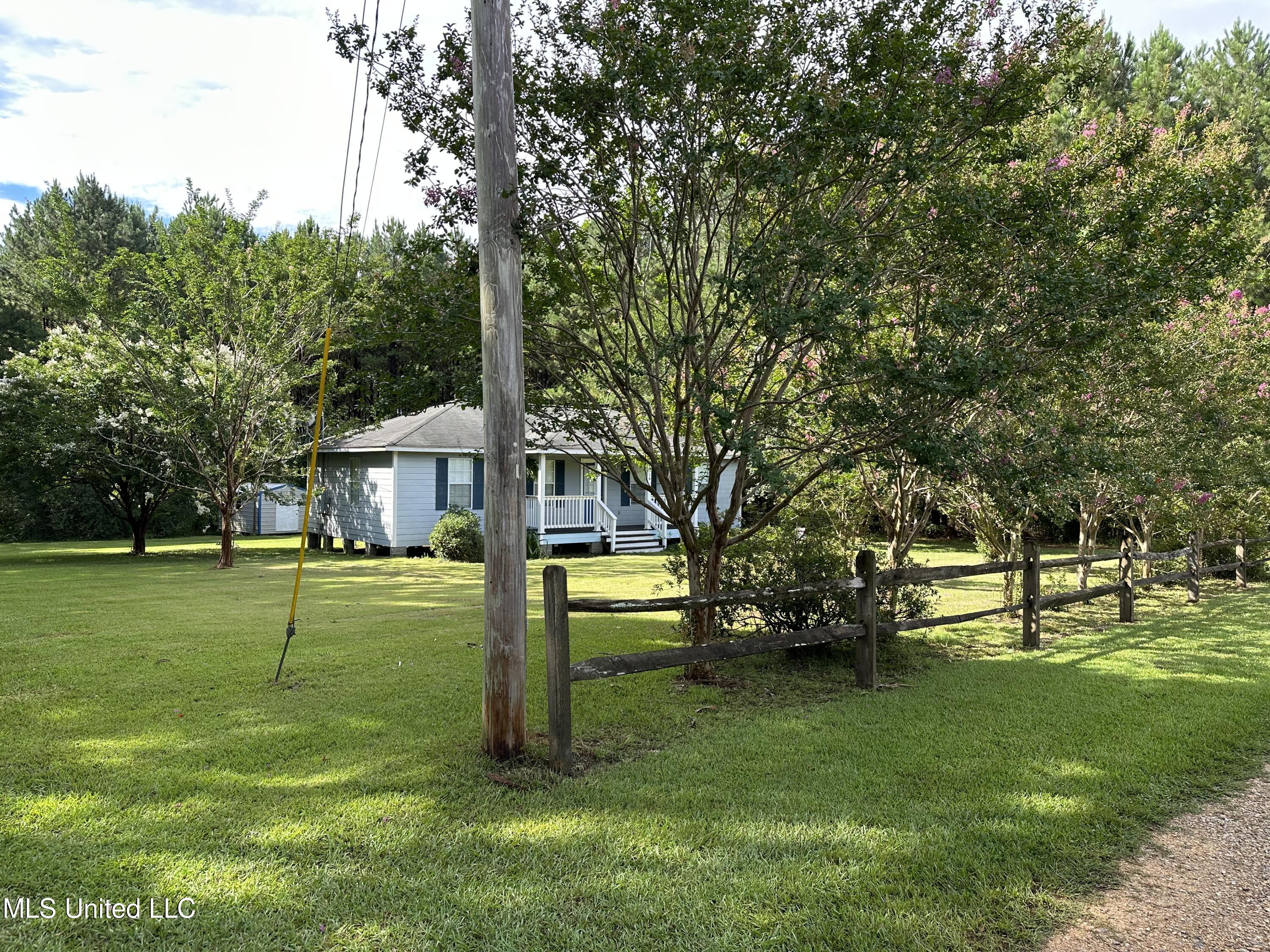 491 Progress Road, Unit A Poplarville, MS 39470 - Photo 5 of 33 IMG_5996