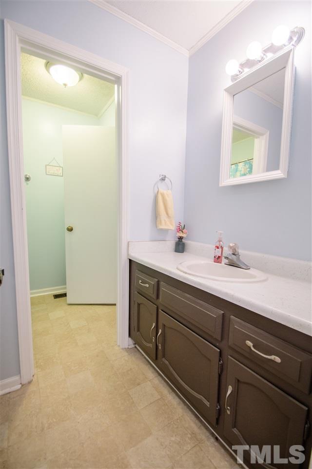 3720 Summer Place Raleigh, NC 27604 - Photo 17 of 27