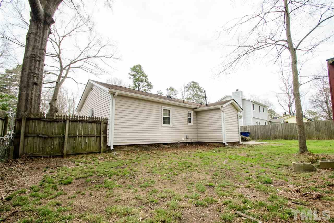 3720 Summer Place Raleigh, NC 27604 - Photo 24 of 27
