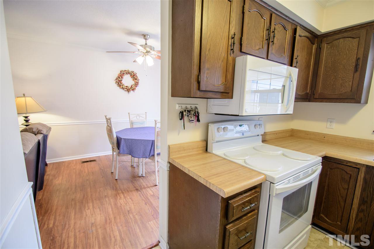 3720 Summer Place Raleigh, NC 27604 - Photo 9 of 27