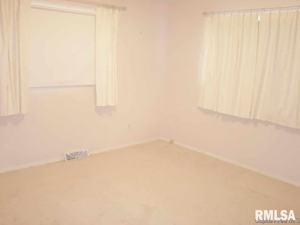 3417 South 1st Street Springfield, IL 62703 - Photo 6 of 20