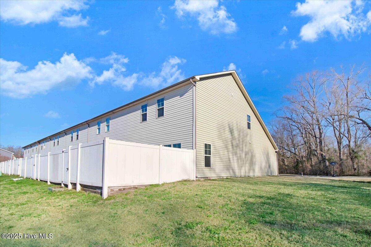 312 Winstead Loop Richlands, NC 28574 - Photo 3 of 36 03-312 Winstead Lp-3