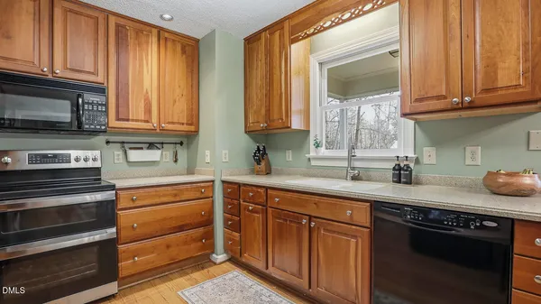 $725,000 | 4404 Ellinwood Drive, Apex, NC 27539
