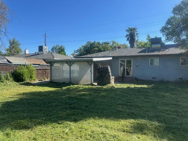 5720 East Bonnyview Road Redding, CA 96001 - Photo 2 of 10 bonneyview back