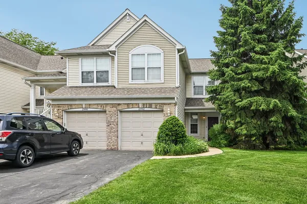 $269,900 | 2992 Waters Edge Circle, Aurora, IL 60504
