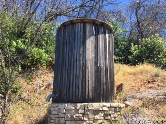 9040 Mountain Ranch Road Mountain Ranch, CA 95246 - Photo 4 of 10 Decorative tank yard art