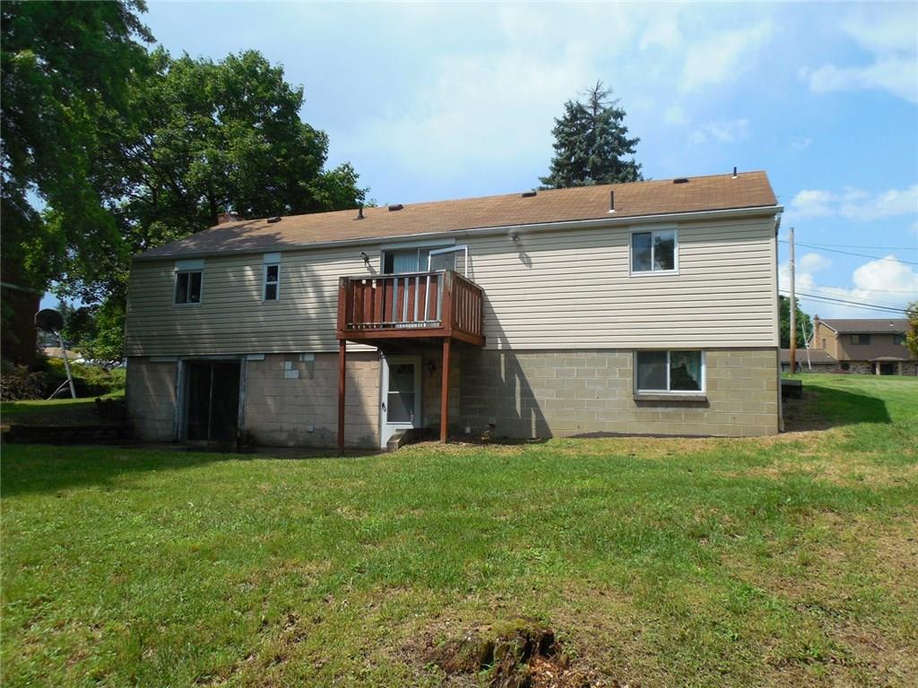 865 Falck Road McKees Rocks, PA 15136 - Photo 2 of 11