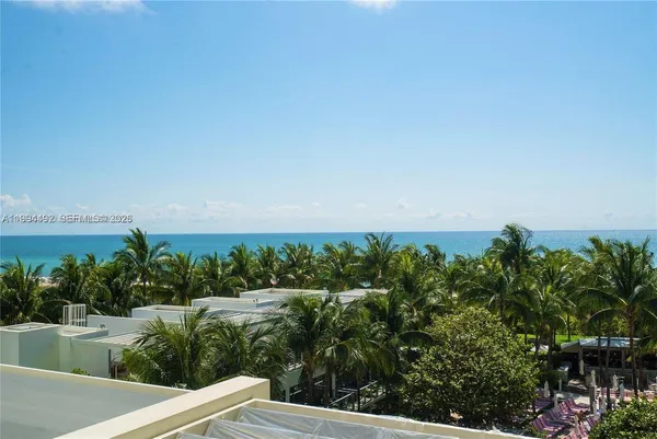 $1,965,000 | 2201 Collins Avenue, Unit 532, Miami Beach, FL 33139