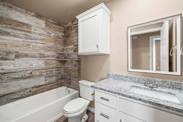 $1,150 | 4202 East 64th Street, Lubbock, TX 79403