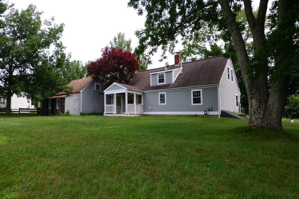 232 Seven Mile Road Scituate, RI 02831 - Photo 8 of 41