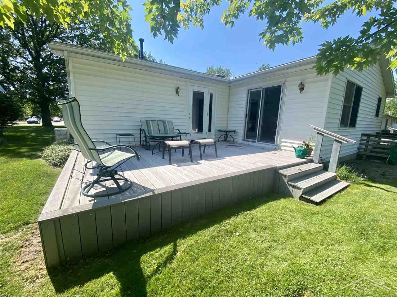 7680 Mielke Road Freeland, MI 48623 - Photo 6 of 43 50043891-5.JPG