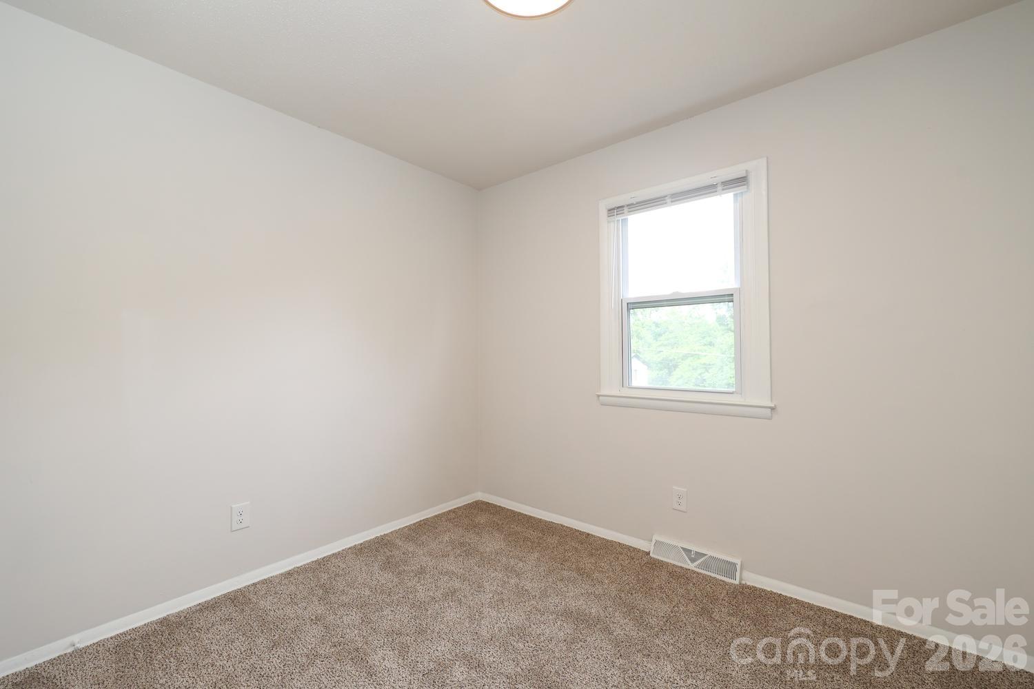 5001 Springview Road Charlotte, NC 28213 - Photo 12 of 30