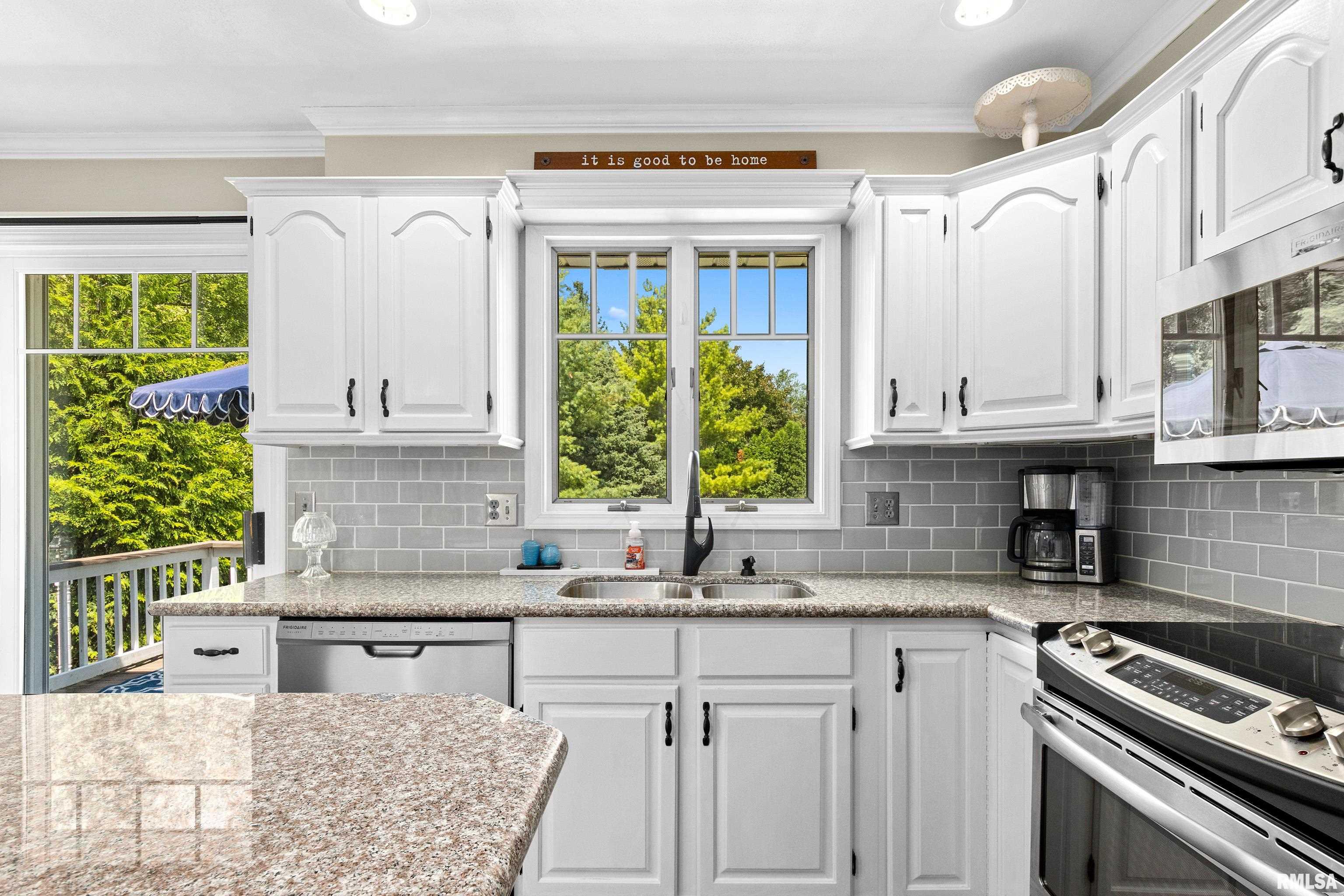 421 Crestview Drive Metamora, IL 61548 - Photo 26 of 45