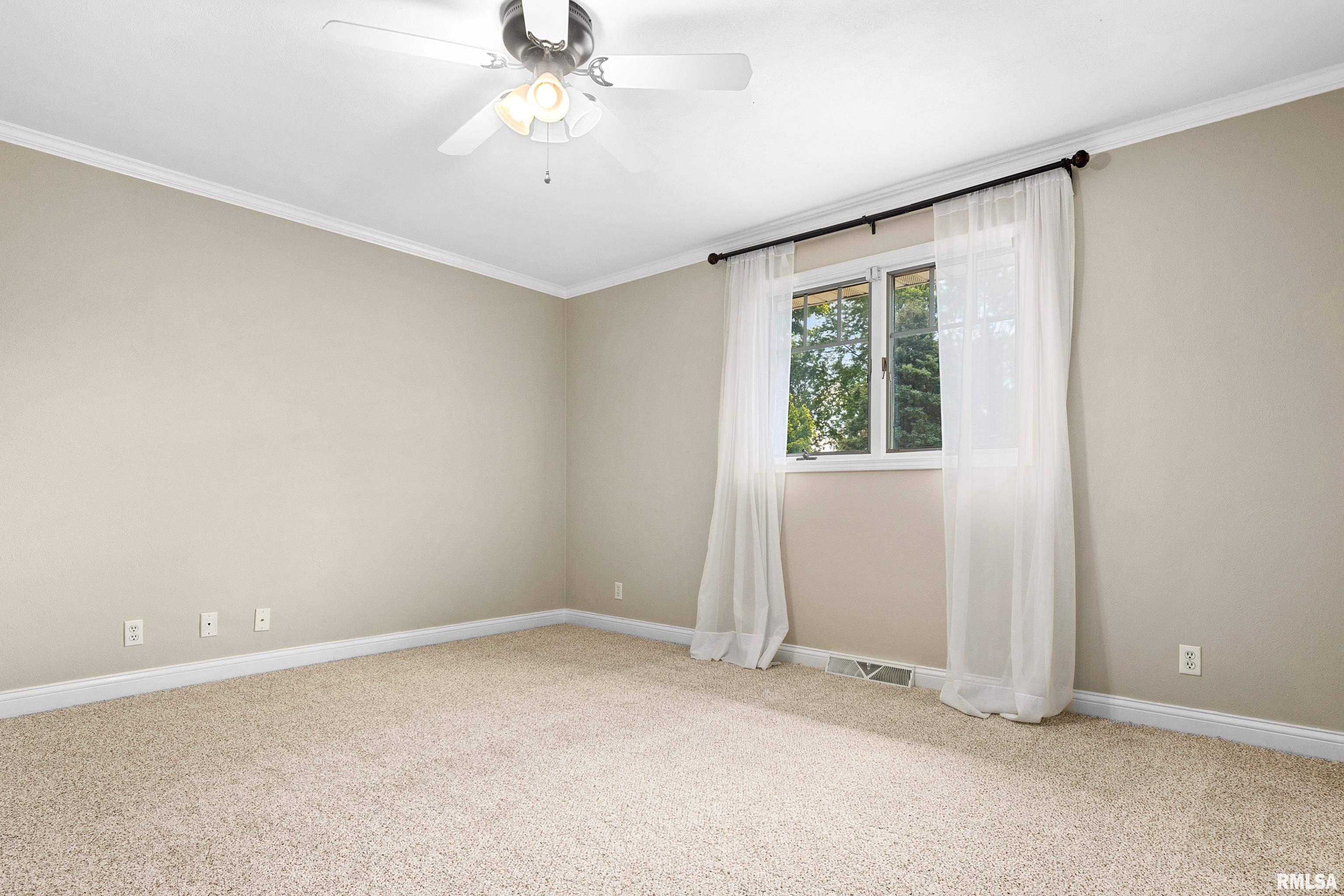 421 Crestview Drive Metamora, IL 61548 - Photo 34 of 45