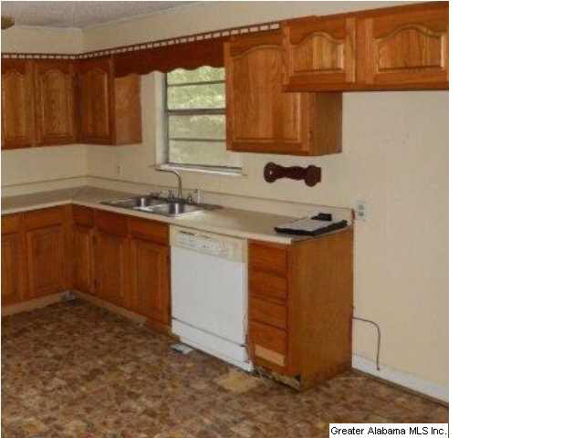 511 13th Street Northwest Alabaster, AL 35007 - Photo 12 of 18