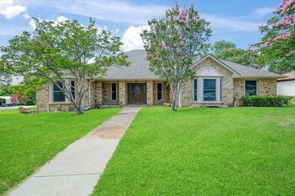 $389,000 | 1621 Idlewood Drive, Sherman, TX 75092