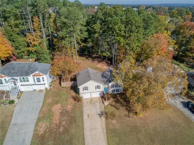 $377,500 | 1113 Etowah Valley Lane, Woodstock, GA 30189