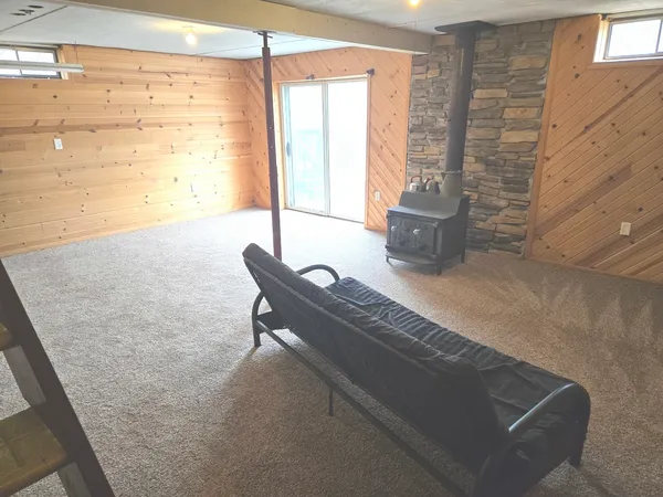 $150,000 | 81 Indian Hills Drive, Putnam, IL 61560