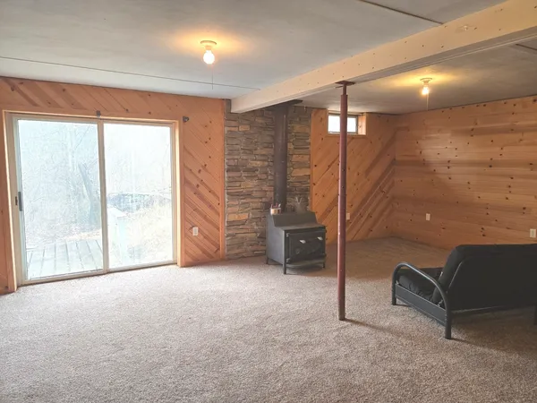 $150,000 | 81 Indian Hills Drive, Putnam, IL 61560