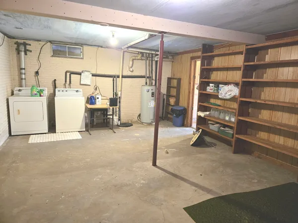 $150,000 | 81 Indian Hills Drive, Putnam, IL 61560