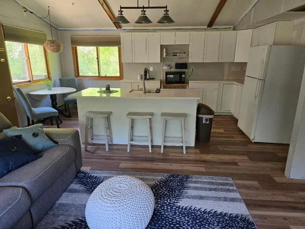 $150,000 | 81 Indian Hills Drive, Putnam, IL 61560