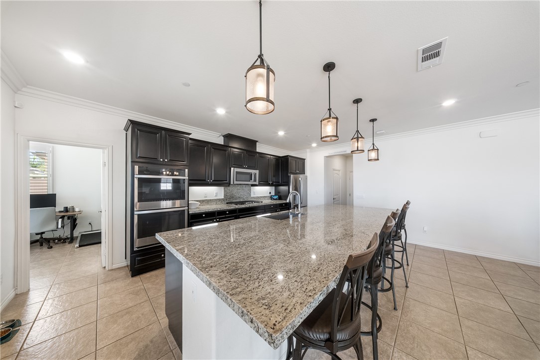 13862 Mardi Gras Lane Riverside, CA 92503 - Photo 24 of 68