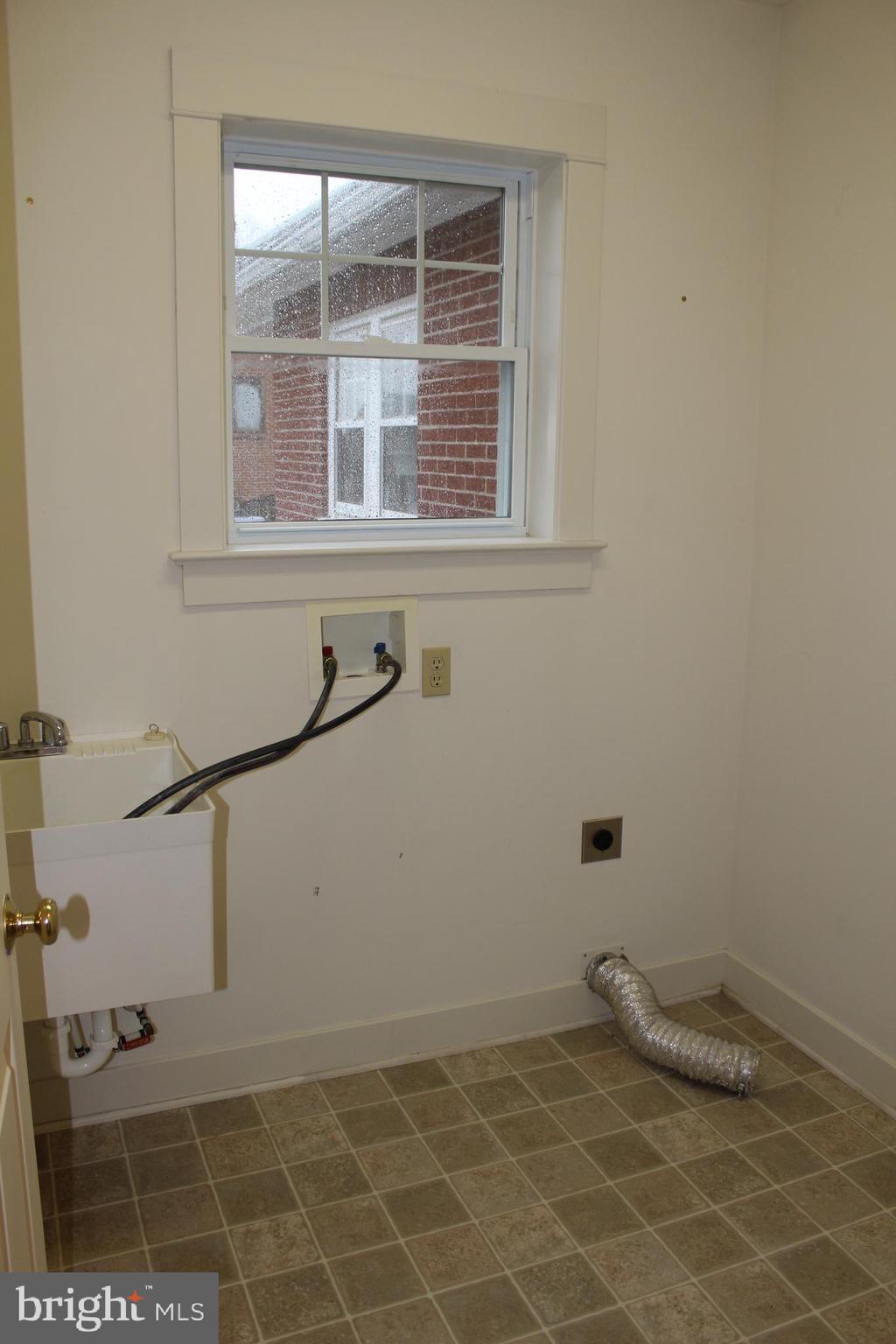 306 South Decatur Street Strasburg, PA 17579 - Photo 32 of 47 Gallery Image 32
