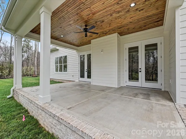 $1,330,000 | 425 Snow Goose Walk, Clover, SC 29710