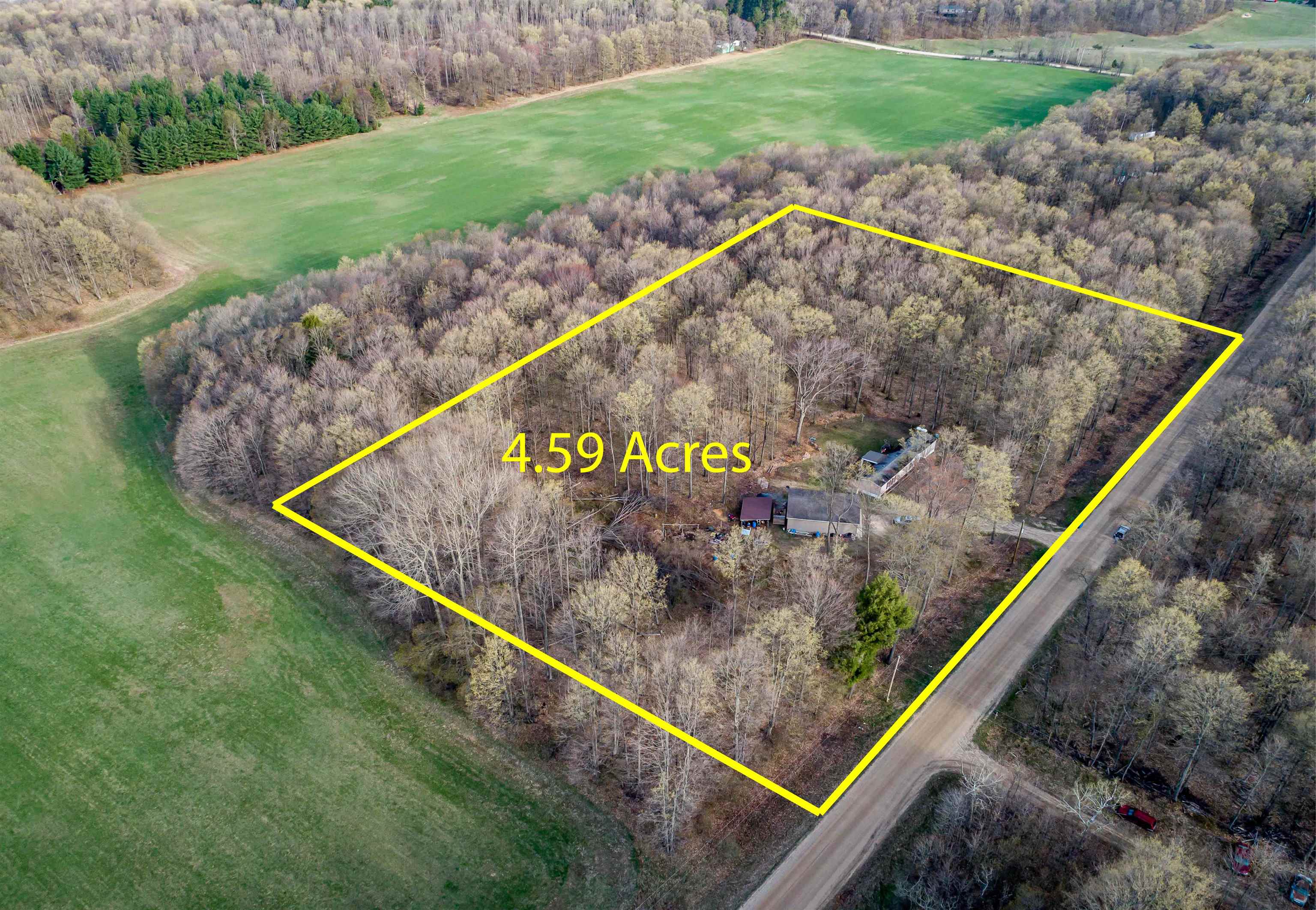 3187 North 25 Road Mesick, MI 49668 - Photo 3 of 32