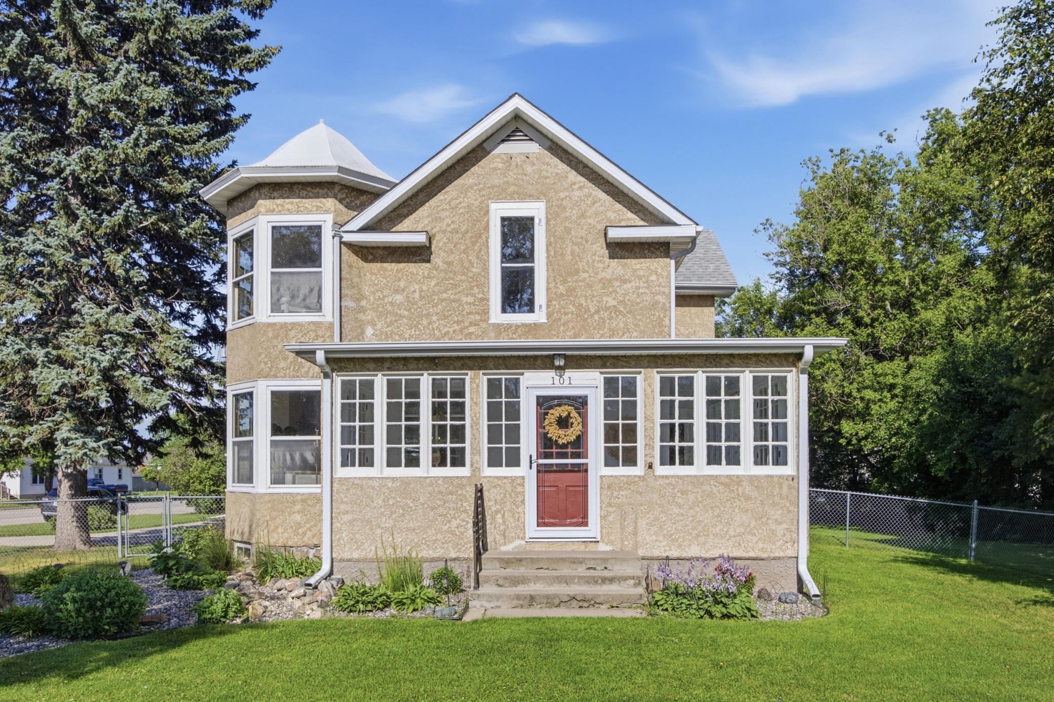 101 5th Street Northwest Barnesville, MN 56514 - Photo 2 of 41