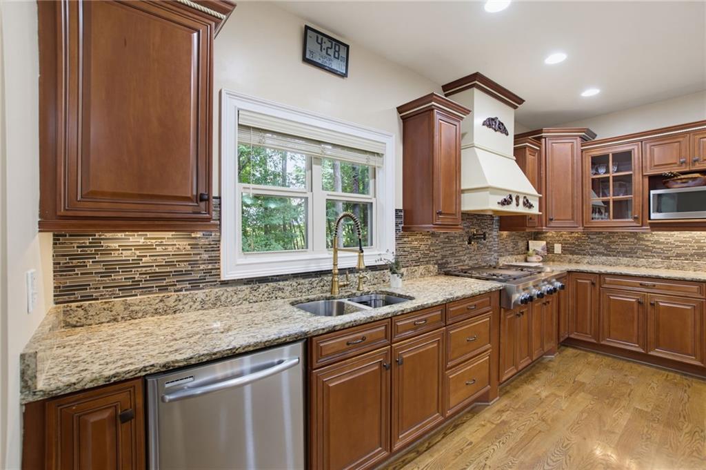 2506 Lennox Road Southeast Conyers, GA 30094 - Photo 21 of 57