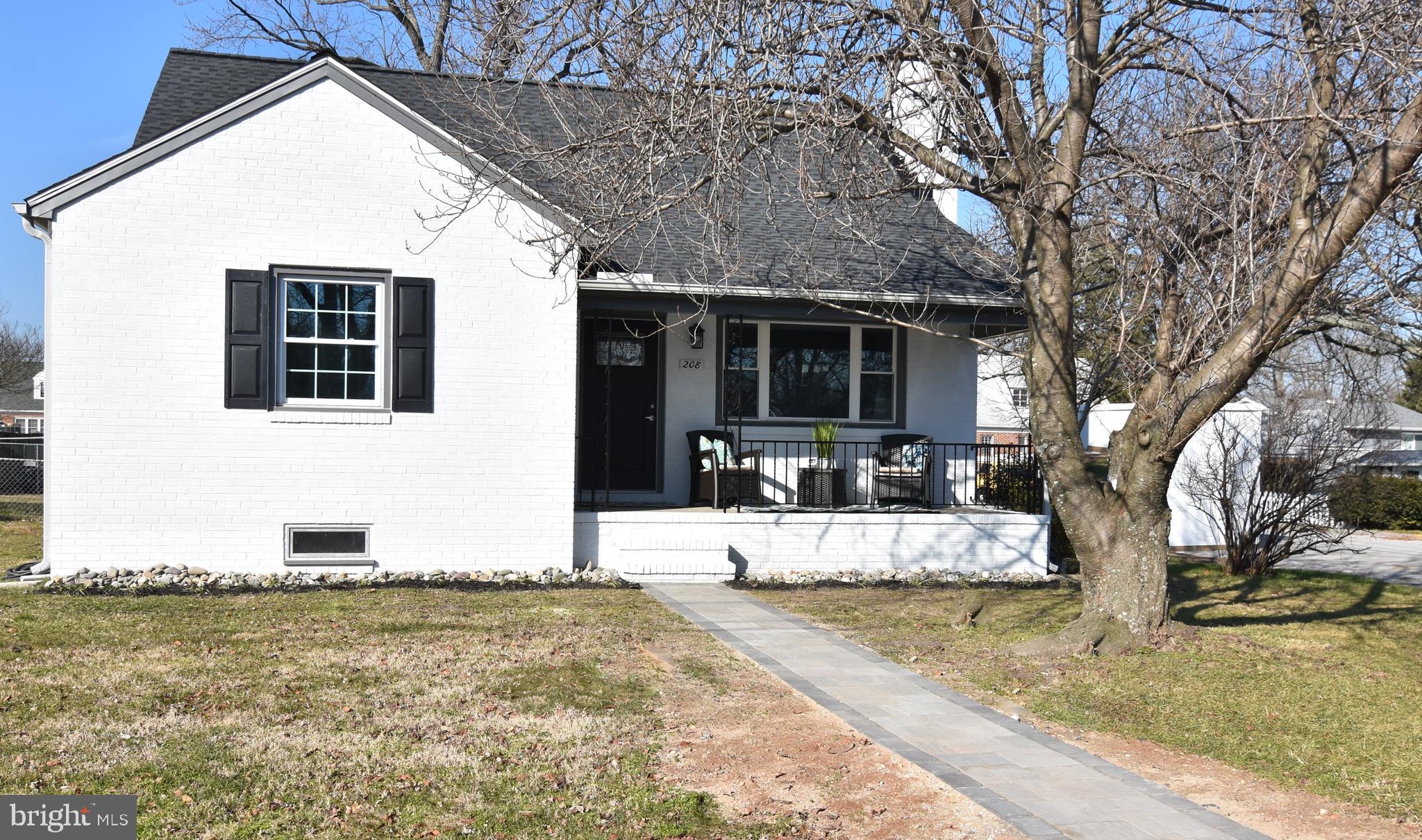 208 Dale Road Pasadena, MD 21122 - Photo 1 of 21 Gallery Image 1