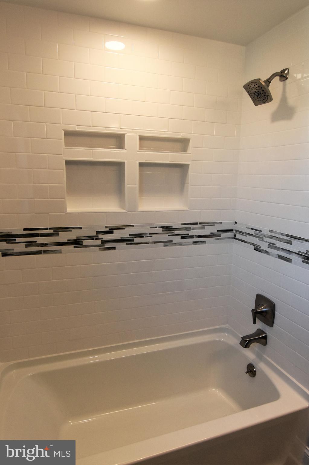 208 Dale Road Pasadena, MD 21122 - Photo 10 of 21 Gallery Image 10